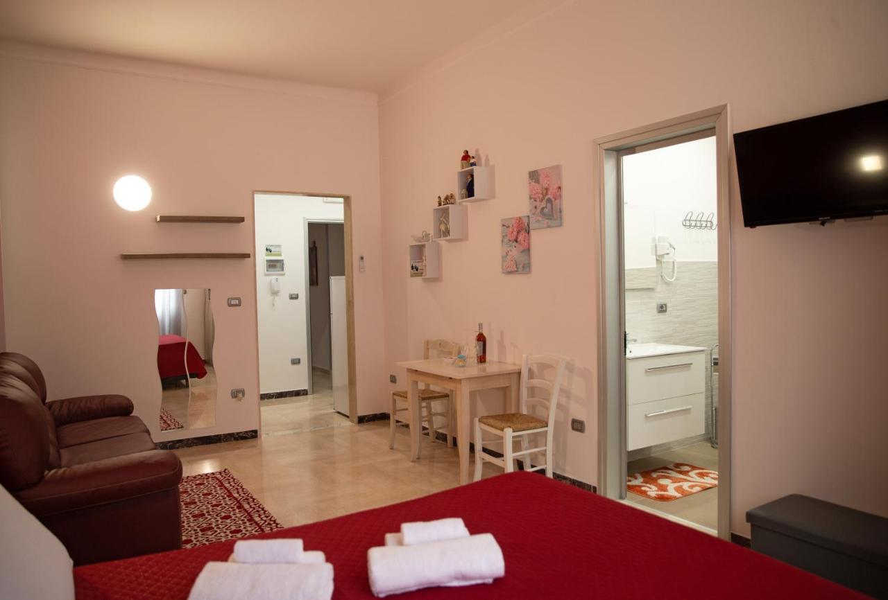 Li Cumpari Salentini Apartment Lecce Luaran gambar